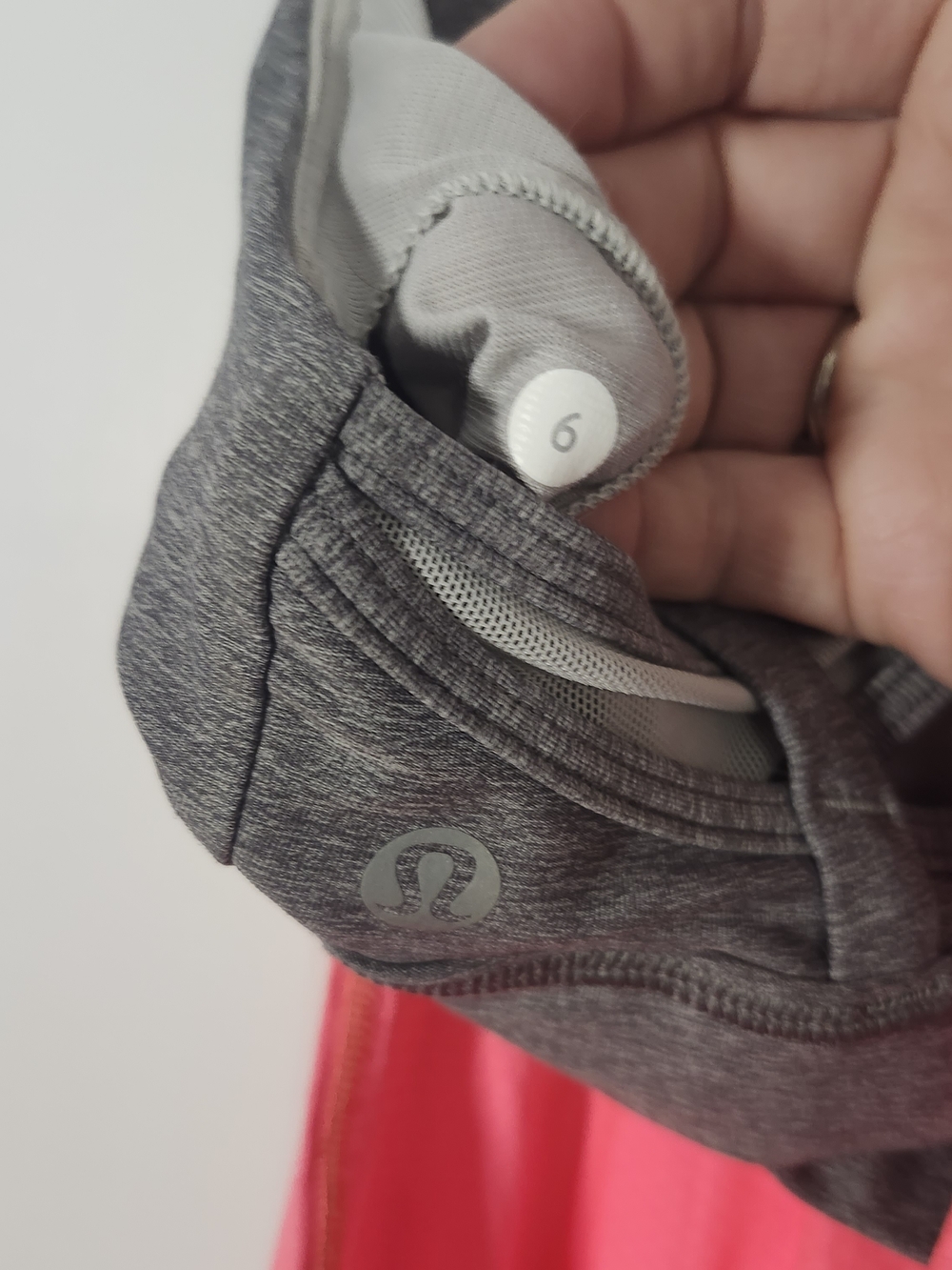 lululemon athletica Nouveau Limits Tank - Flash Light Pink Sz 6 - Picture 5 of 5